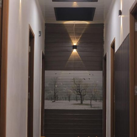 Madan Residency , Amritsar Hotell Exteriör bild